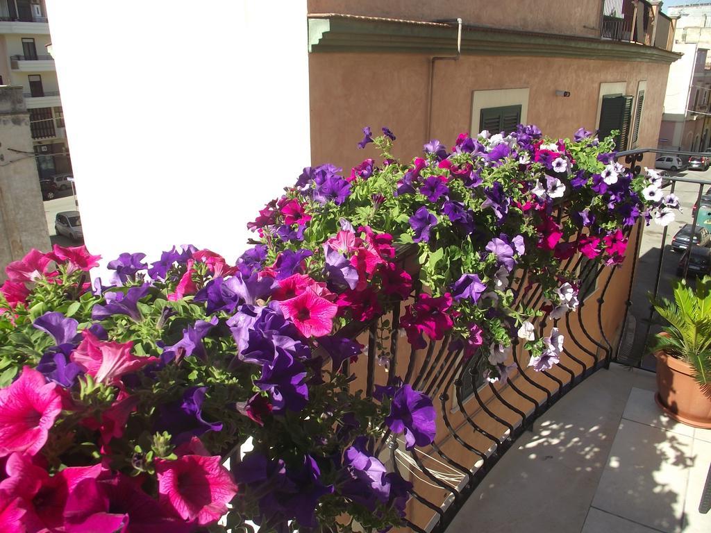 B&B Al Vecchio Borgo Barletta Exterior photo